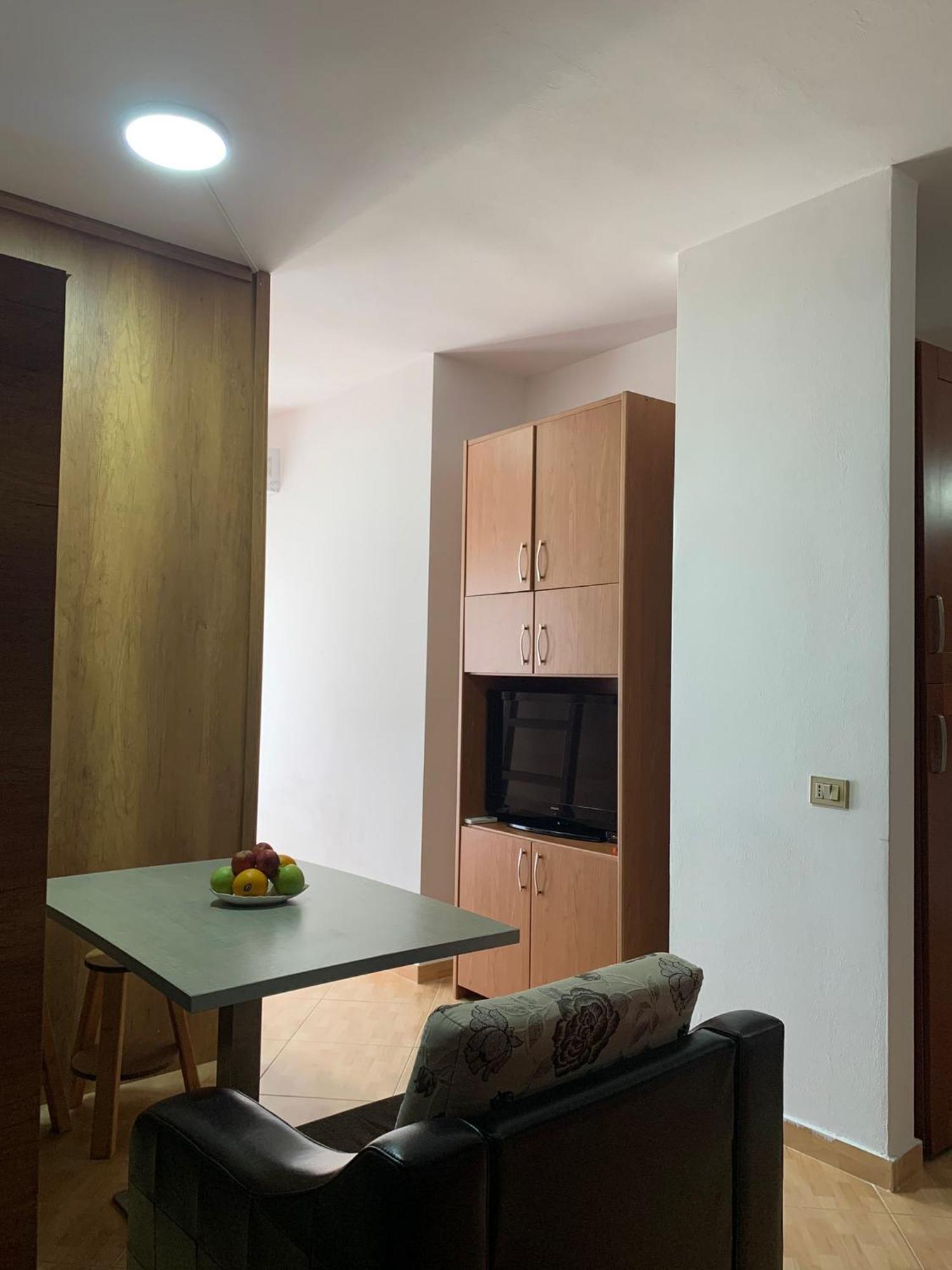 Relax Rental Влёра Номер фото