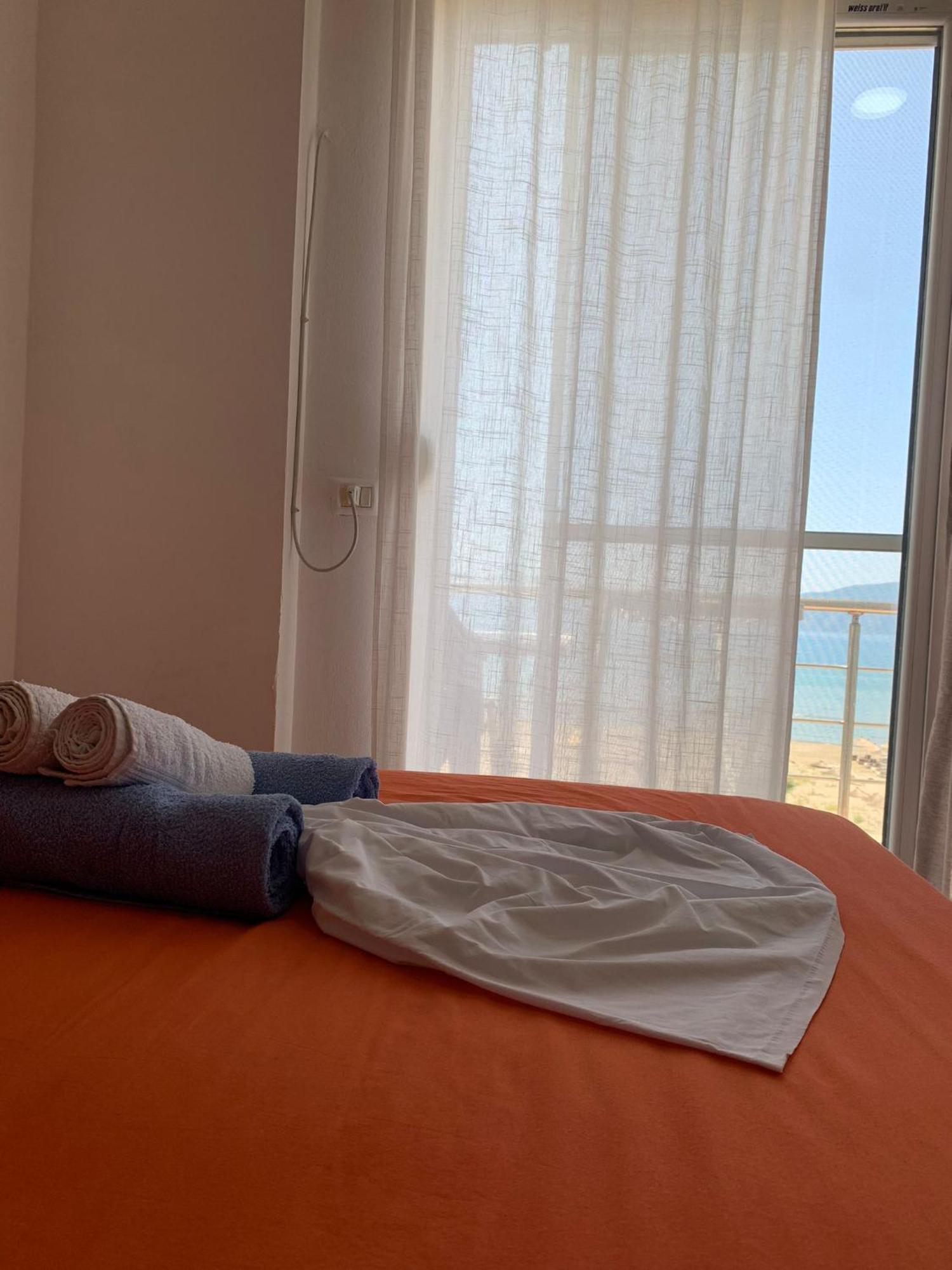 Relax Rental Влёра Номер фото